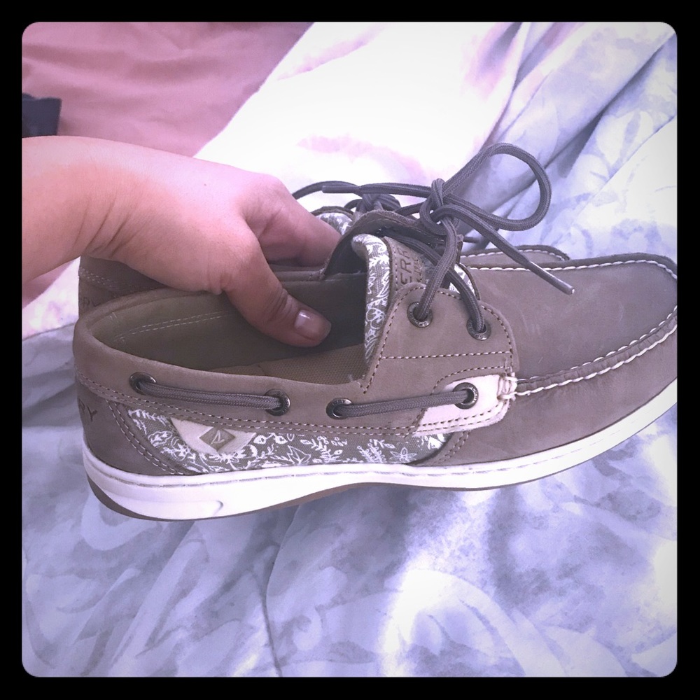 Women’s Sperry’s 8.5